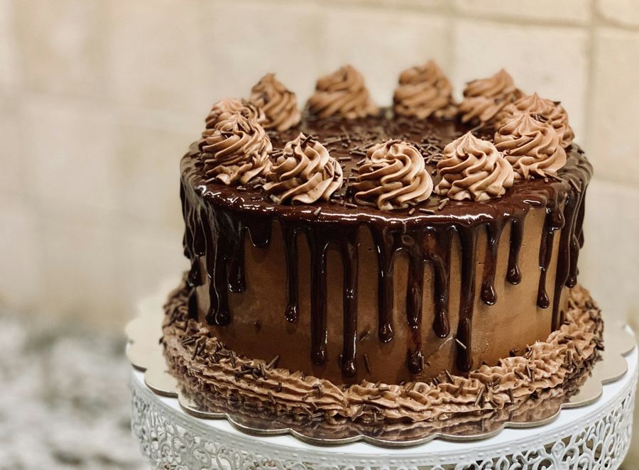 A chocolate cake (stock photo)