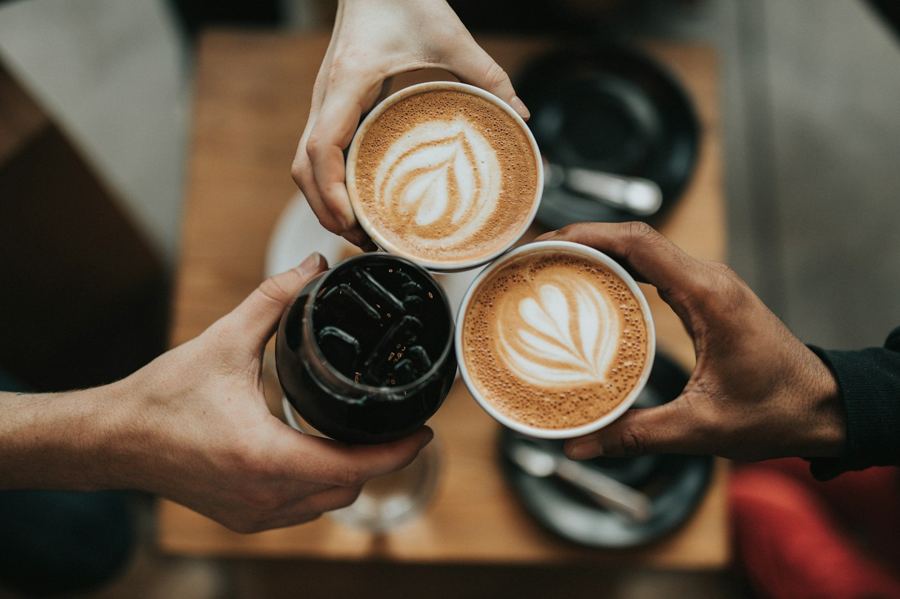 Two flat whites with latte art (stock photo)